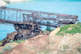 Долина мертвых экскаваторов Долина мертвых экскаваторов