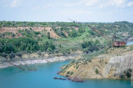 Долина мертвых экскаваторов Долина мертвых экскаваторов